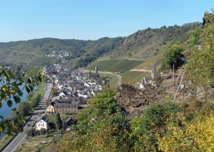 kurz vor der Rabenlay - Blick auf Hatzenport