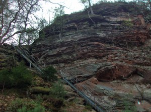 Treppe hinauf zum Wachtfels