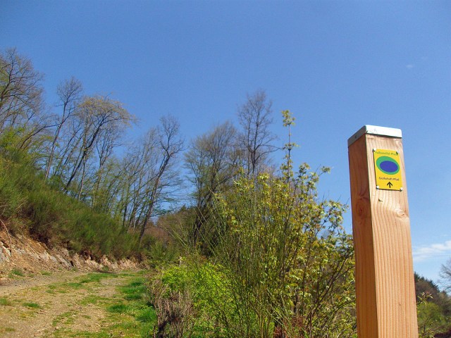 Beschilderung am Grafschafts-Pfad Beschilderung am Grafschafts-Pfad