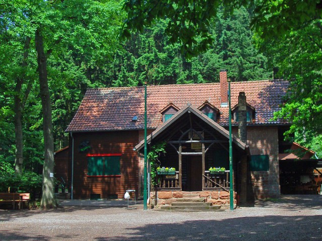 die Landauer Hütte - ein idyllisches Fleckchen die Landauer Hütte - ein idyllisches Fleckchen