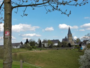 Die Wallfahrtskirche im Blick