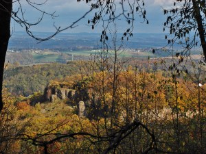Wirkt wie eine Burg: der Stenzelberg