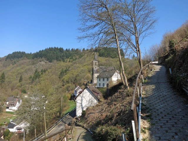 Die Serpentinen hinauf